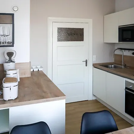 Apartment Mollibahnhof - West Mollibahnhof West - *