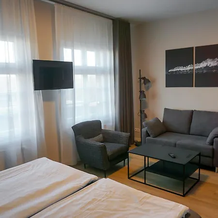 Mollibahnhof - West Mollibahnhof West -